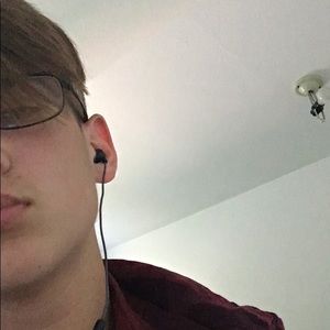 Meet your Posher, Louis philippe